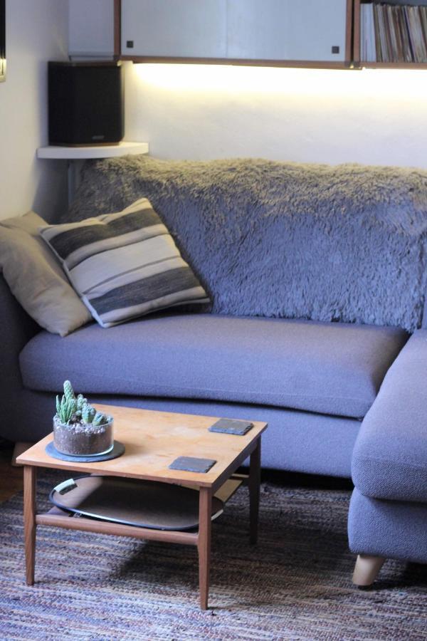 Traditional Victorian 2 Bed In Cobbled Street + Mod Cons - Full Home London Eksteriør bilde